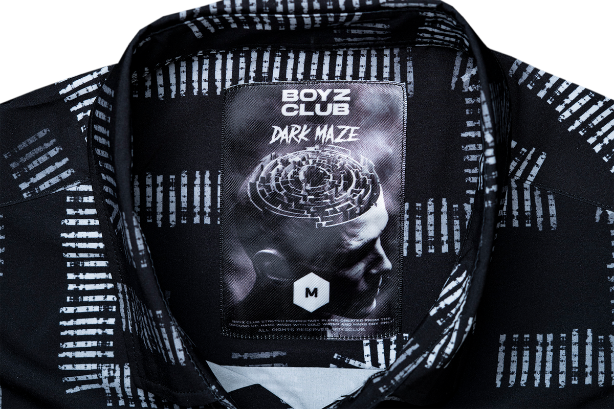 Dark Maze Button Down